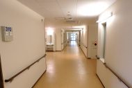 千曲病院大規模改修工事　竣工　病棟廊下